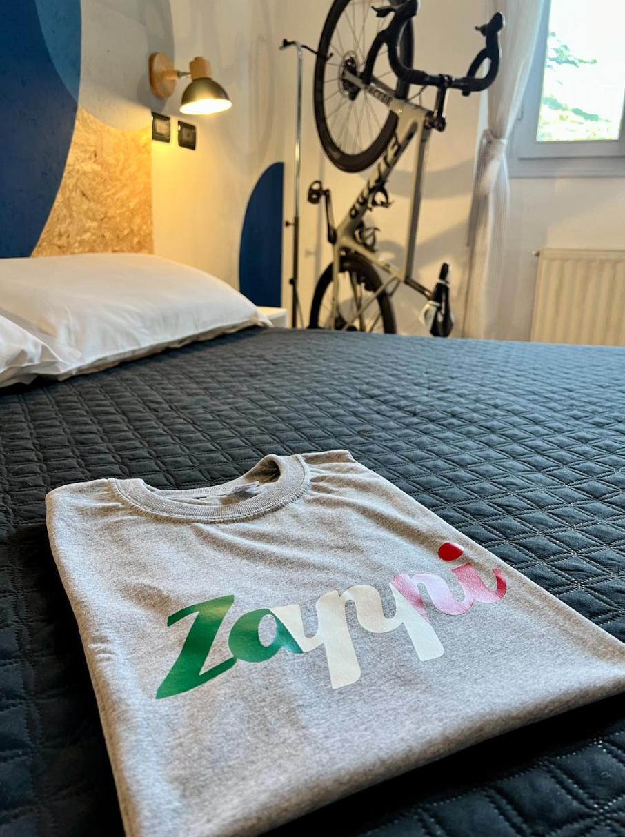 ריולו טרמה Zappi Cycling Hotel מראה חיצוני תמונה