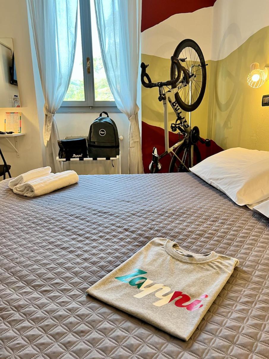 ריולו טרמה Zappi Cycling Hotel מראה חיצוני תמונה