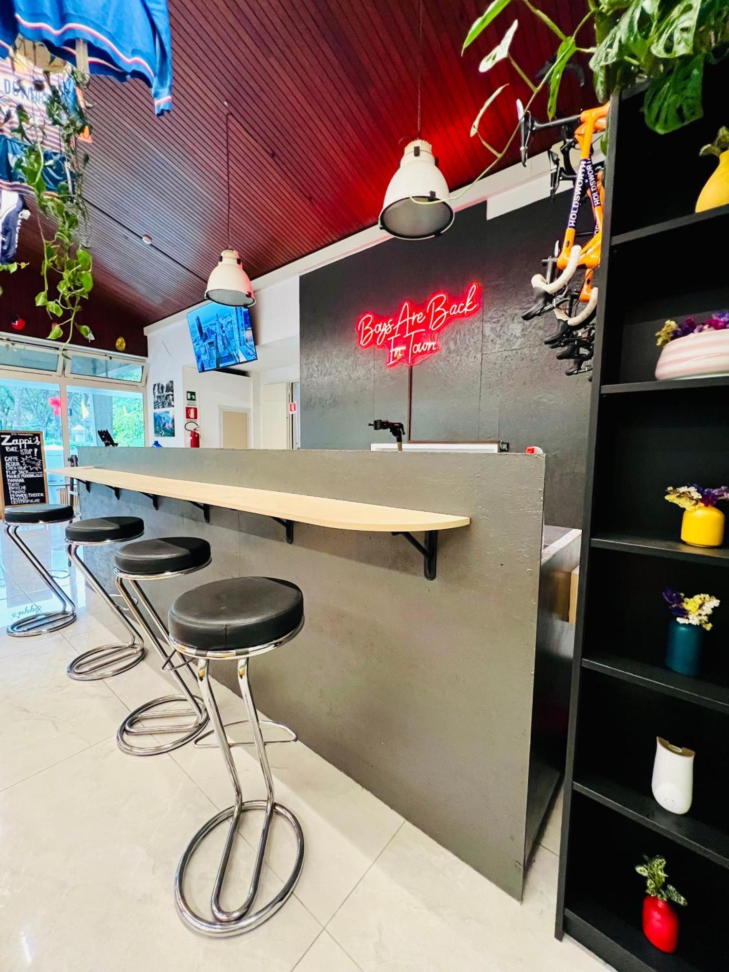 ריולו טרמה Zappi Cycling Hotel מראה חיצוני תמונה